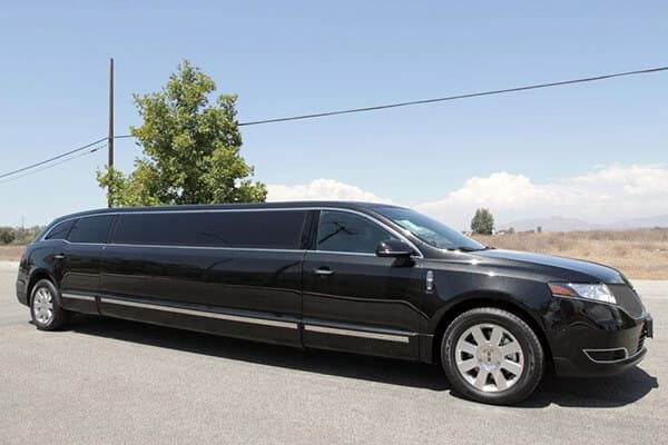 El Paso Black MKT Limo