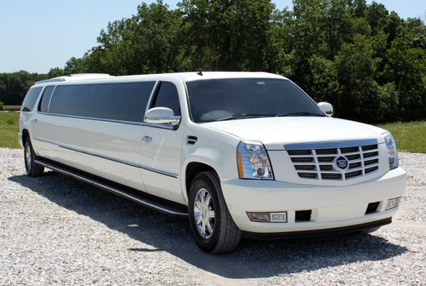 El Paso White Escalade Limo